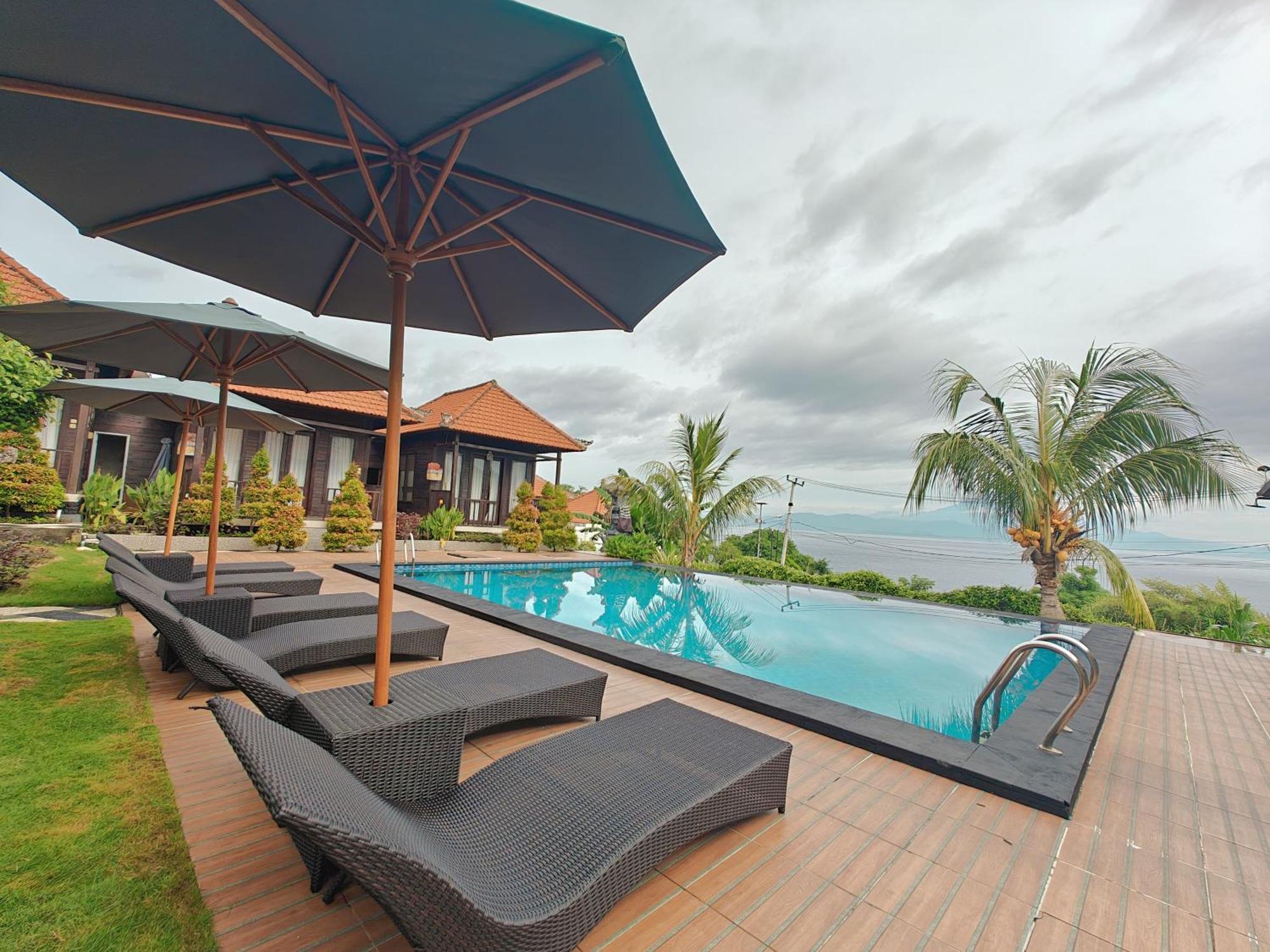 Nusa Sedayu Hotel By Ocean View Batununggul Екстериор снимка