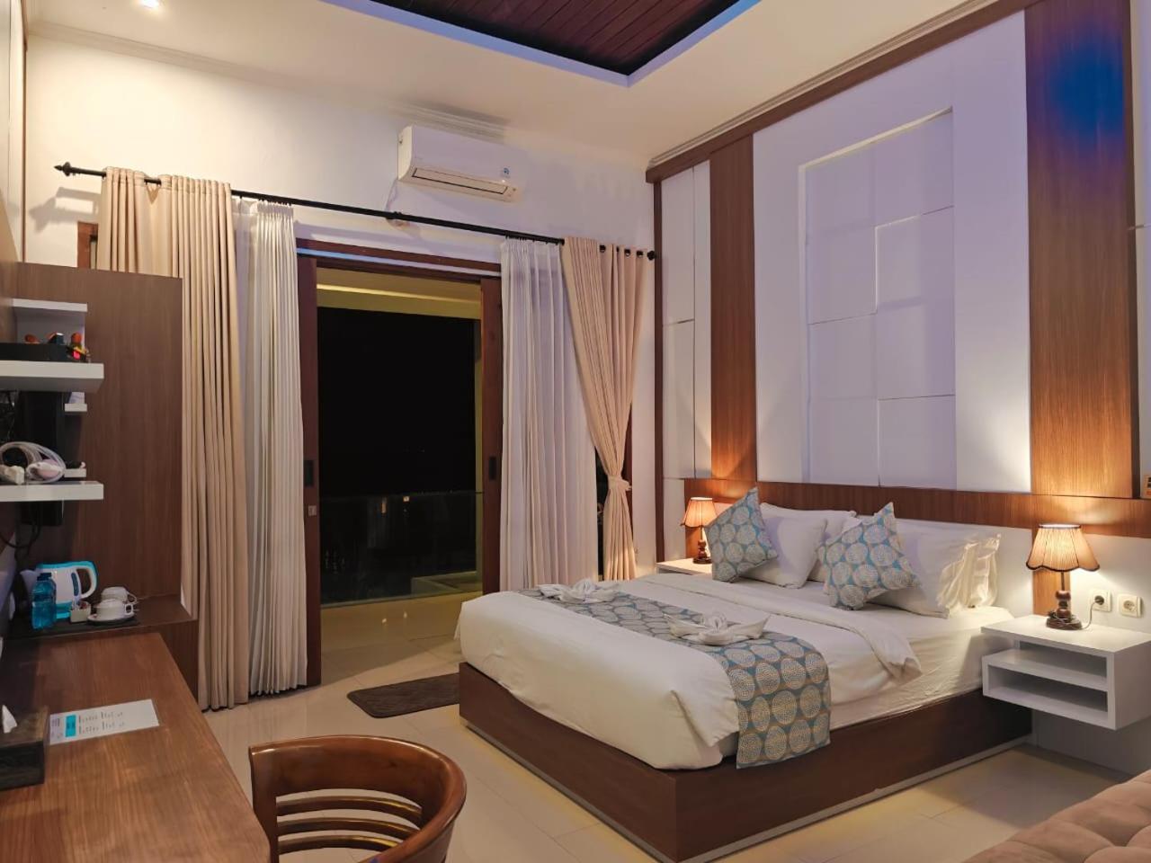 Nusa Sedayu Hotel By Ocean View Batununggul Екстериор снимка