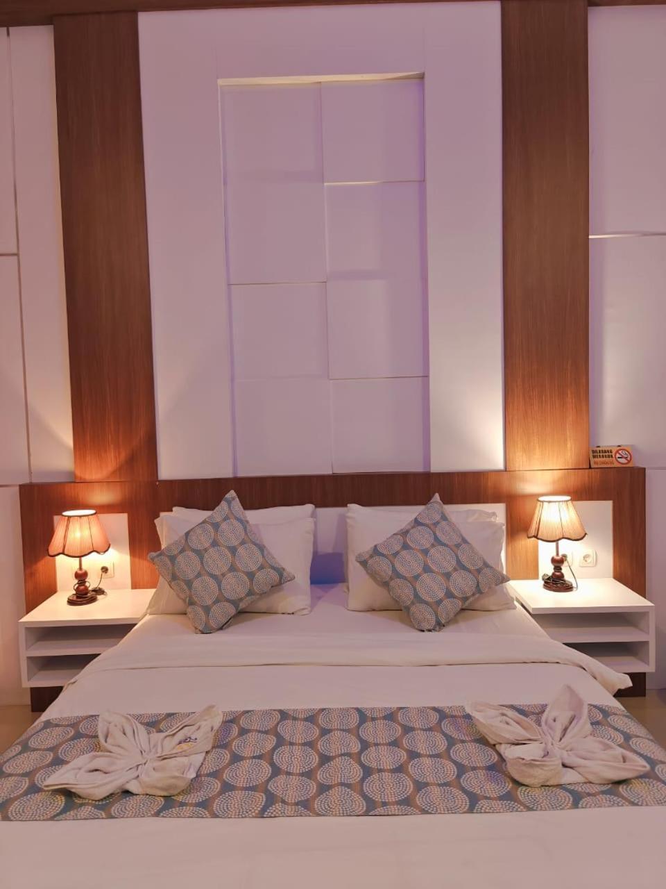 Nusa Sedayu Hotel By Ocean View Batununggul Екстериор снимка