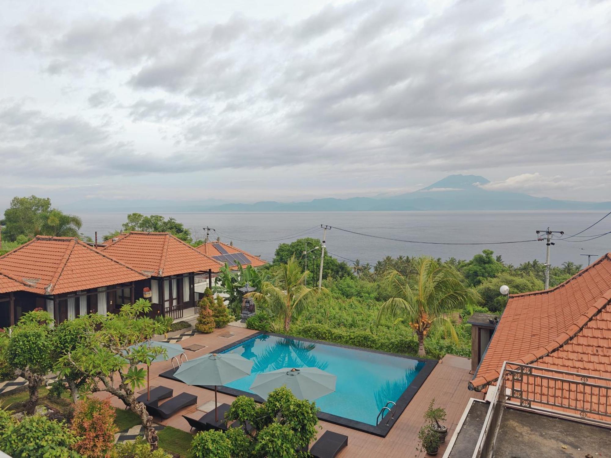 Nusa Sedayu Hotel By Ocean View Batununggul Екстериор снимка