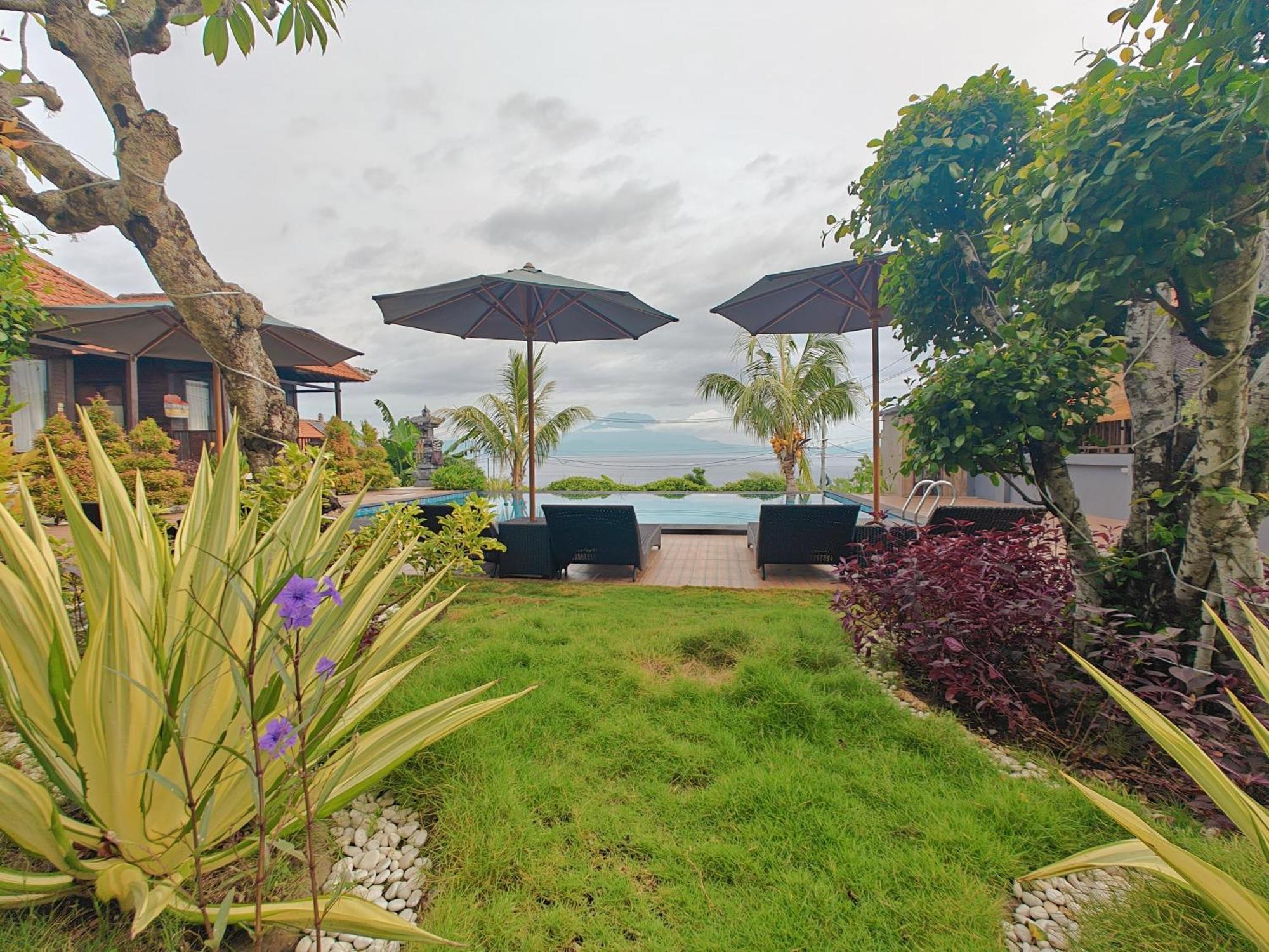 Nusa Sedayu Hotel By Ocean View Batununggul Екстериор снимка