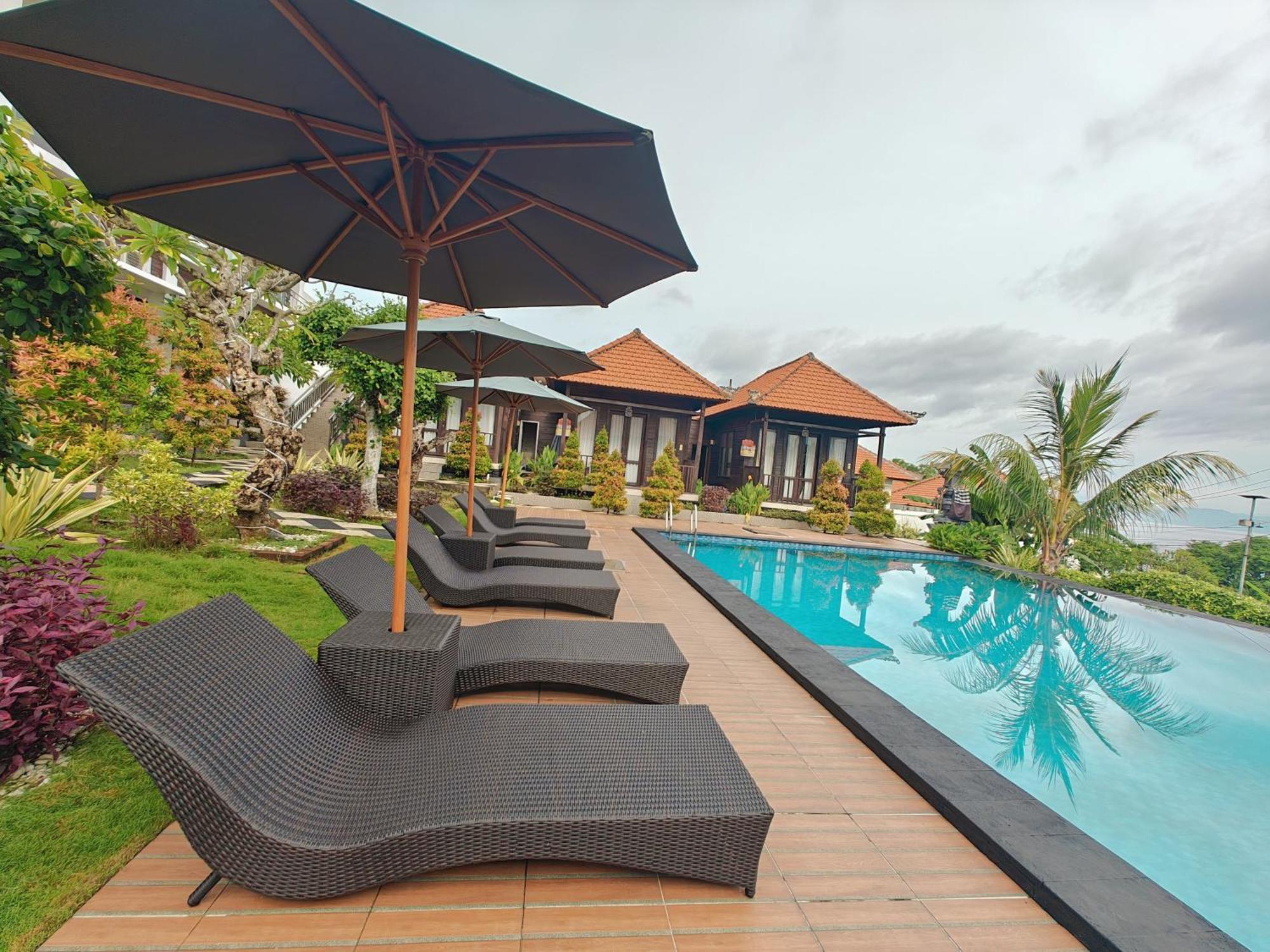 Nusa Sedayu Hotel By Ocean View Batununggul Екстериор снимка