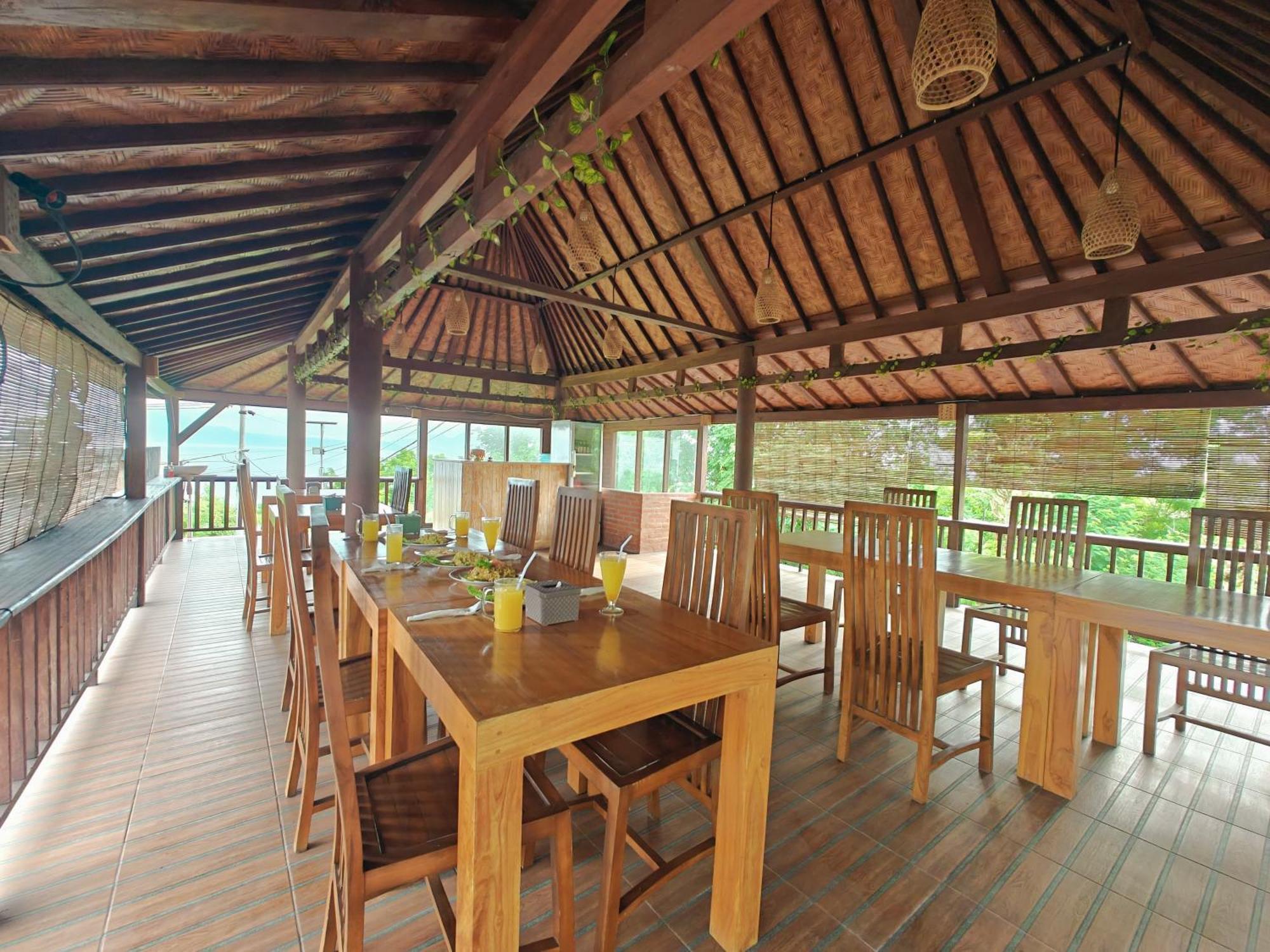 Nusa Sedayu Hotel By Ocean View Batununggul Екстериор снимка