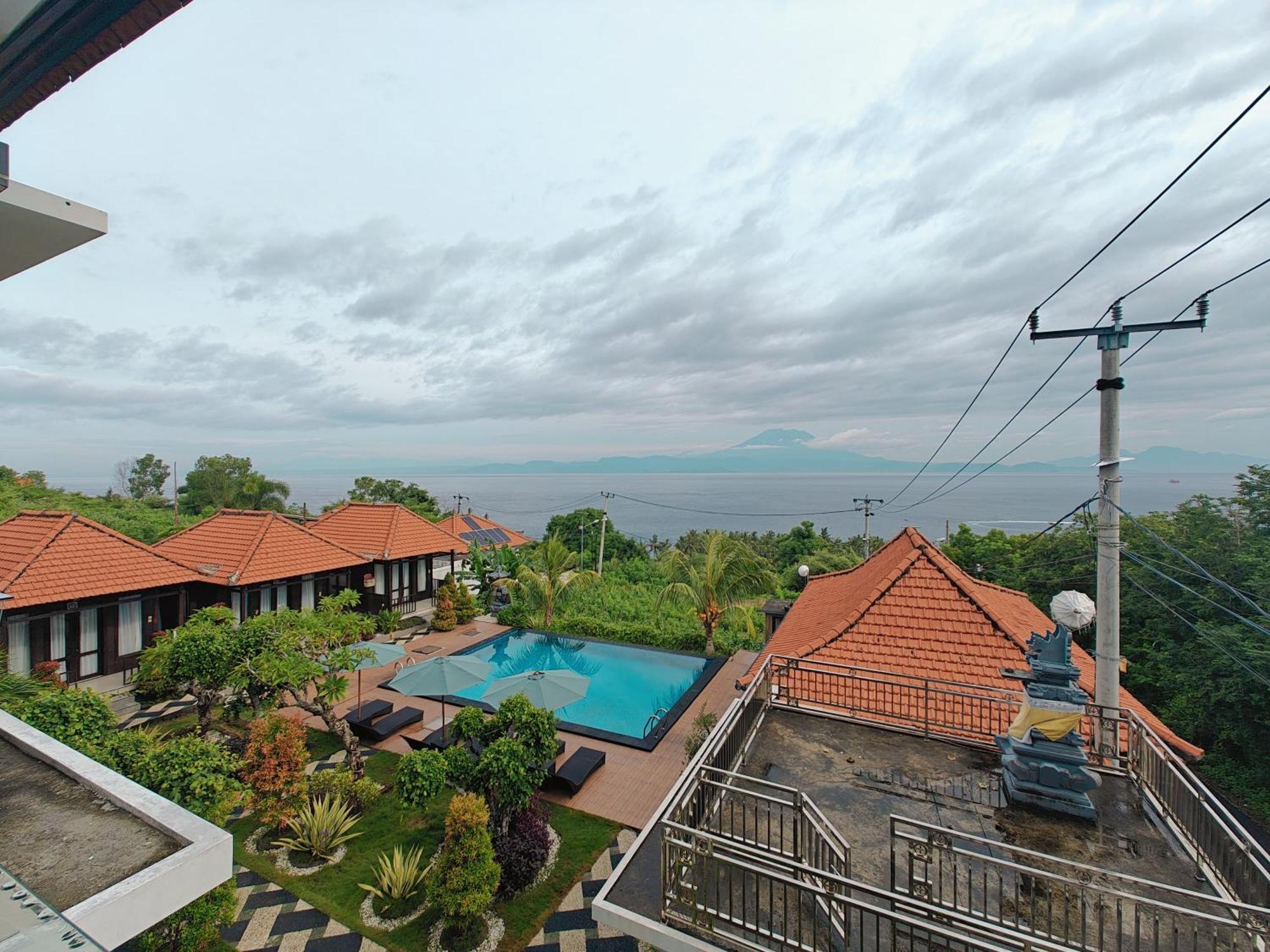 Nusa Sedayu Hotel By Ocean View Batununggul Екстериор снимка