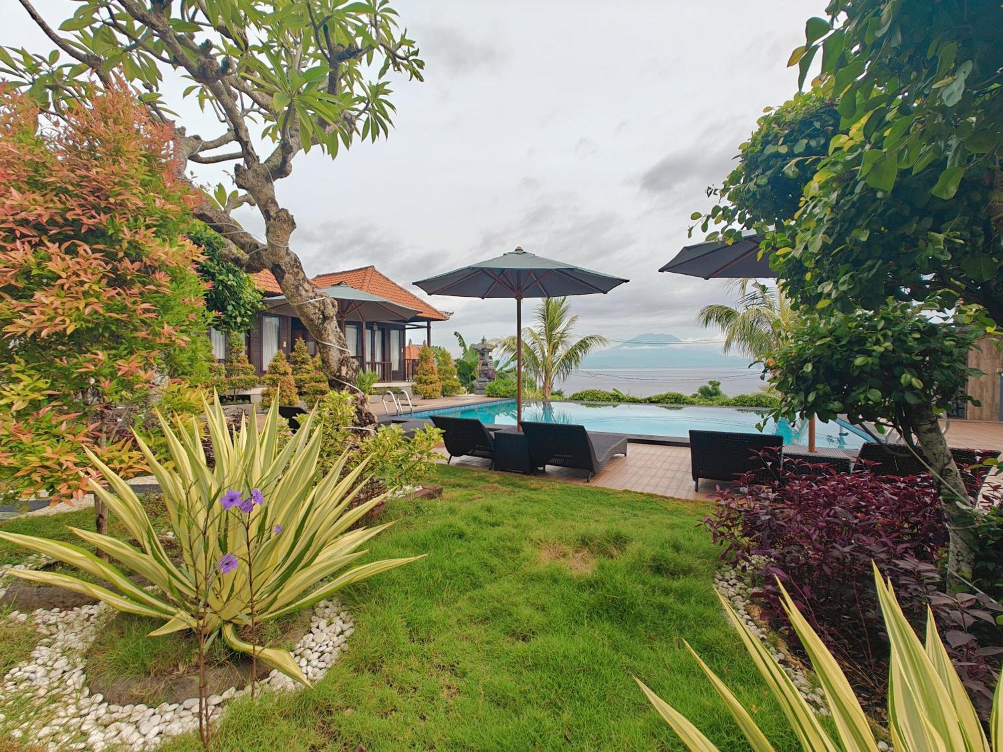 Nusa Sedayu Hotel By Ocean View Batununggul Екстериор снимка